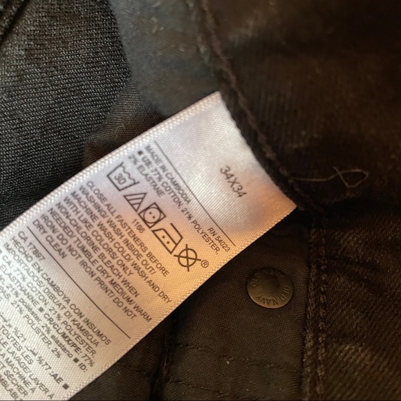BUNDLE! 3 Pairs of New Condition Jeans! - Picture 8 of 8